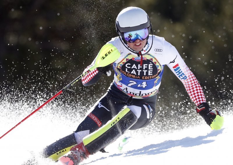 U prvoj vožnji slaloma u Leviju impresivan nastup imala tri hrvatska skijaša; s nestrpljenjem čekamo drugi lauf