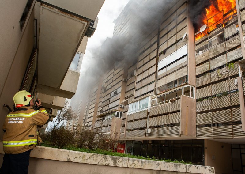 Oglasila se i Hrvatska vatrogasna zajednica: Bilo nam je teško gasiti požar u Splitu i zbog nemara građana!