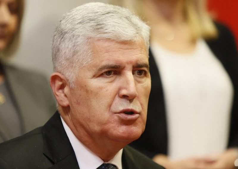 Čović: Vlada FBiH ne može se ustrojiti dok se ne ukinu neustavna ministarstva