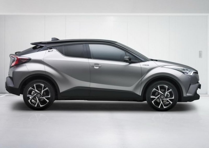 Je li to Nissan Juke? Mazda CX-3? Ne, ovo je Toyota CH-R