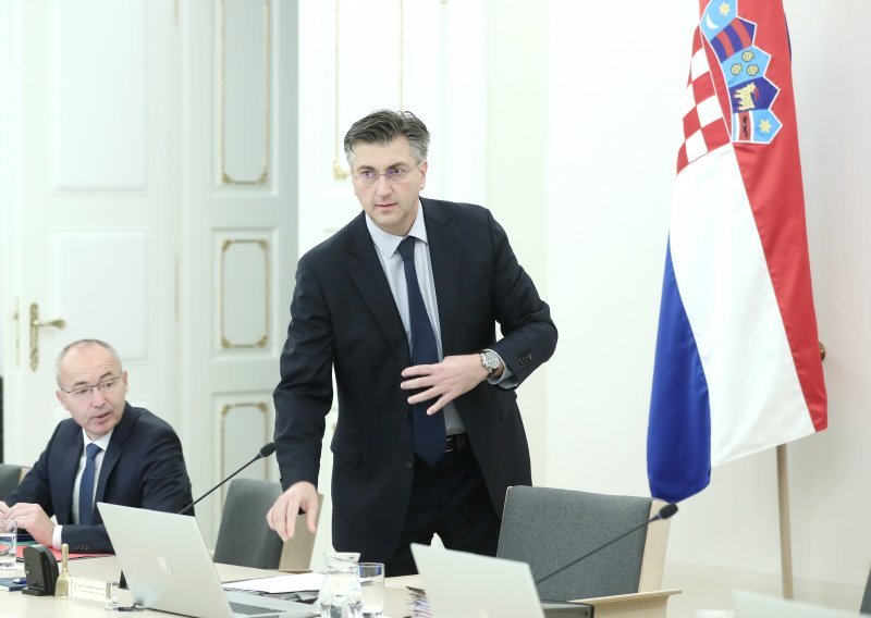 Vlada brzopotezno odradila sjednicu, Plenković izrazio sućut Albaniji zbog potresa