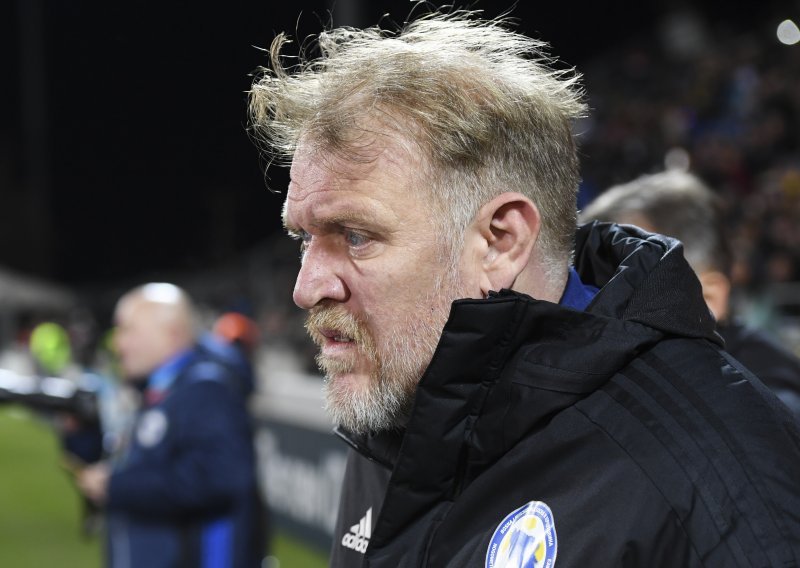 Robert Prosinečki ostao bez posla; potvrđeno i službeno kako više nije izbornik reprezentacije BiH