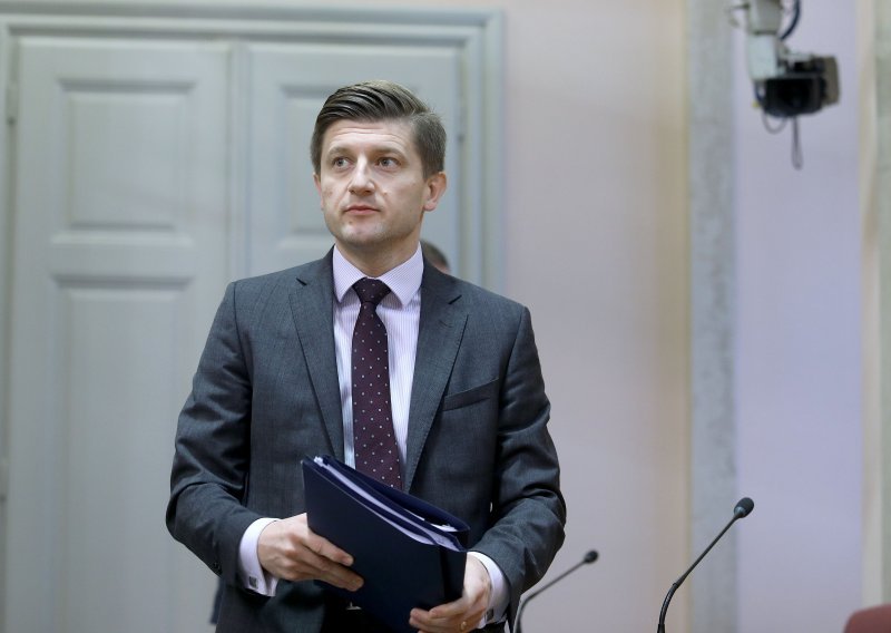 Povjerenstvo pokrenulo postupak protiv ministra financija Zdravka Marića