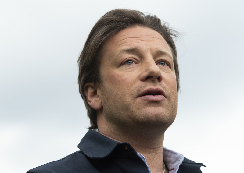 Emotivna ispovijest 'golog kuhara': Jamie Oliver progovorio o propasti njegovog poslovnog carstva