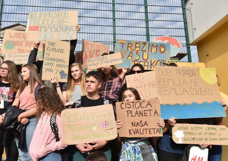 Prosvjednici širom svijeta pozivaju na hitnu akciju za klimu