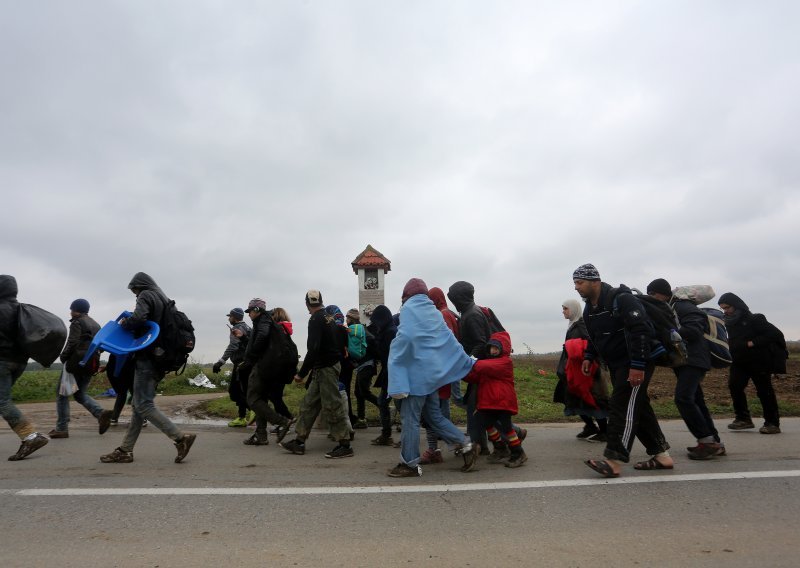 Slovenija i BiH za oštriju kontrolu ilegalnih migracija i zaustavljanje na izvorištu