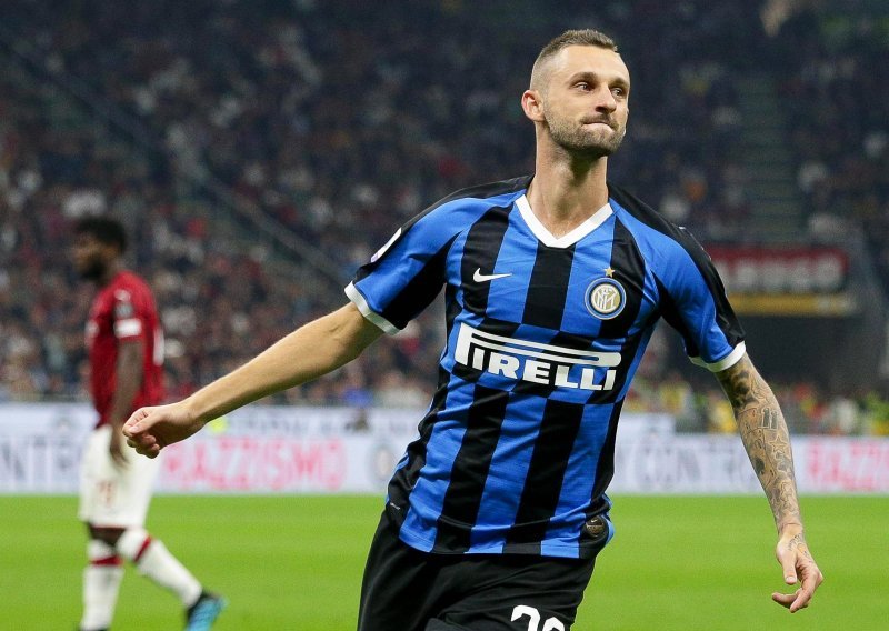 Marcelo Brozović asistencijom poveo Inter do vrha Serie A nakon velikog kiksa Juventusa; Ante Rebić svoj Milan gledao s klupe