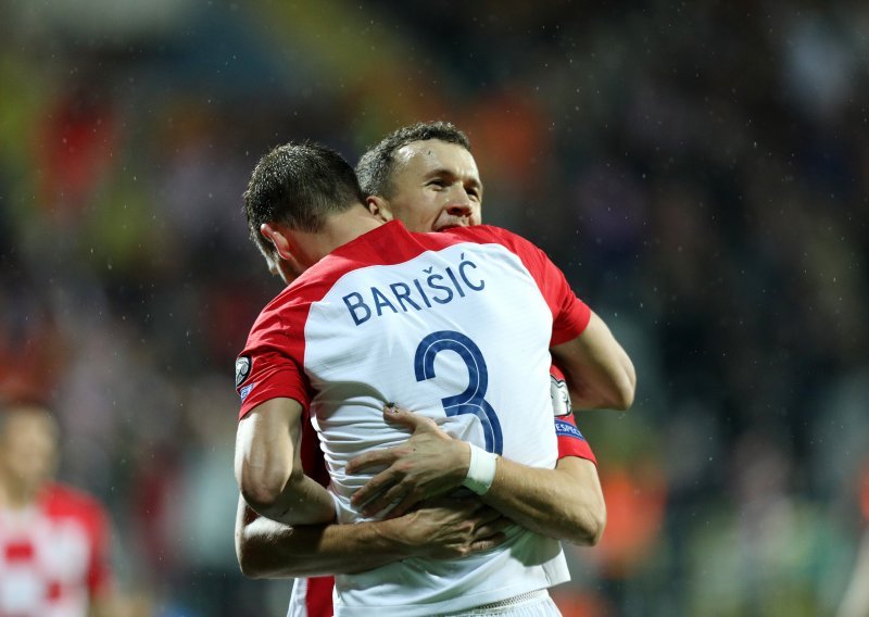 Hrvatski reprezentativac asistirao i pokrenuo pravu kišu golova: Rangersi s 5:0 demolirali Hearts i uhvatili priključak sa Celticom