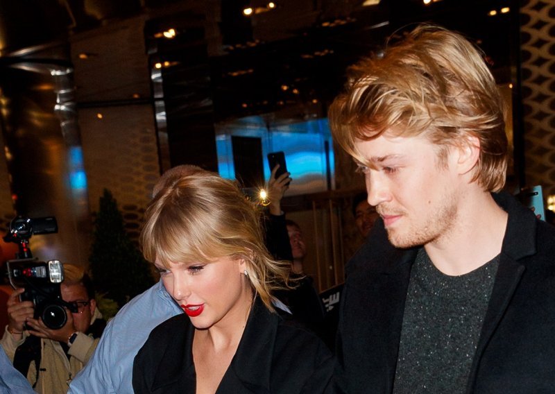 Predah od glazbenih problema: Taylor Swift pobjegla dečku u London