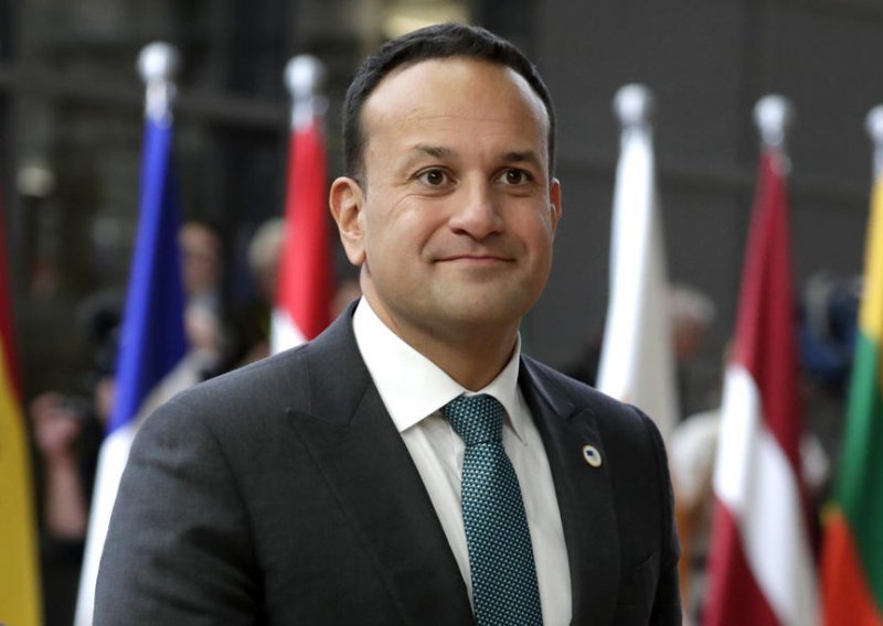 Irski premijer raspisao izbore za 8. veljače, u fokusu brexit
