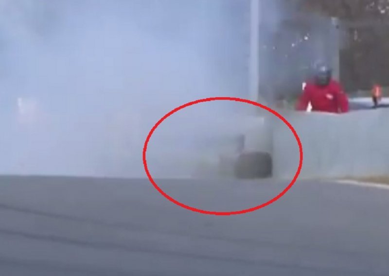 Bottas zabio svoj Mercedes u ogradu, a onda pokazao zašto je doveden!