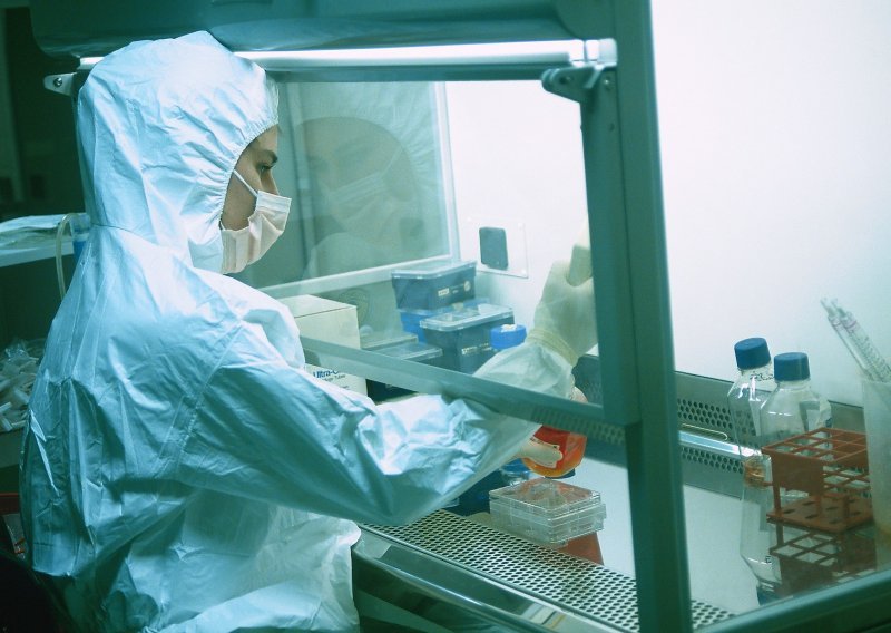 Australski znanstvenici uzgojili prvu verziju koronavirusa izvan Kine: Jesmo li blizu cjepiva?