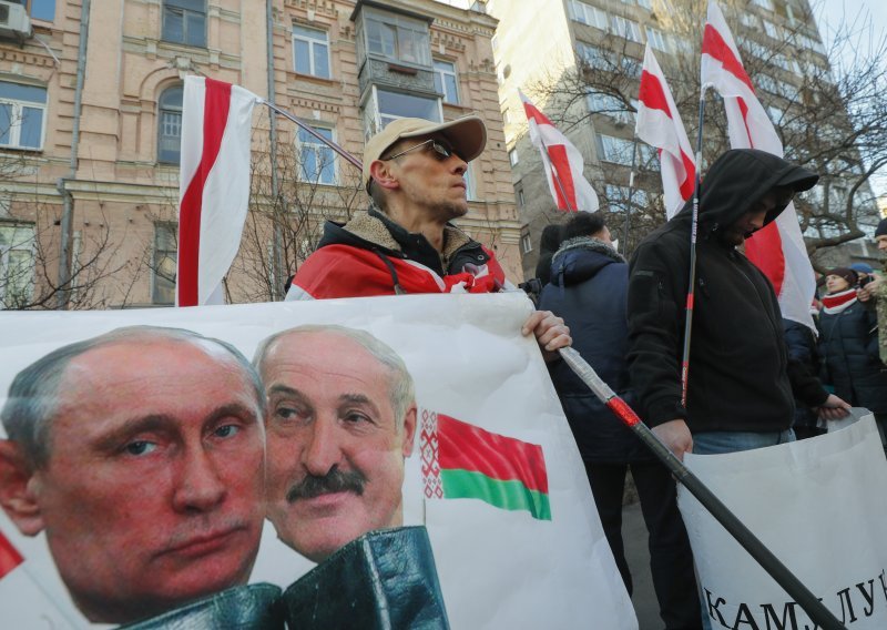 Tisuće na ulicama  Minska zbog plana ujedinjenja Rusije i Bjelorusije