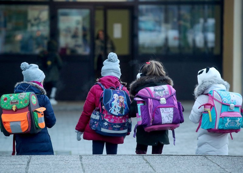 Grad Zagreb dogovorio s ravnateljima kad završava školska godina