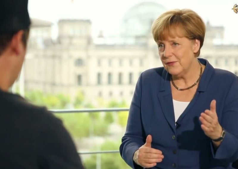 Merkel: Brak je zajednica muškarca i žene, ali bez diskriminacije