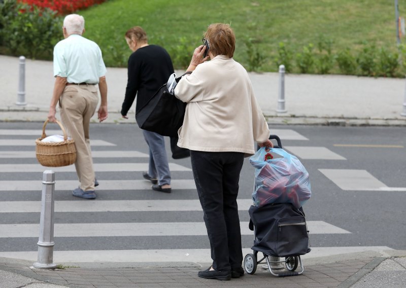 Za poklon bonove 840 umirovljenika Zabok osigurao 172 tisuće kuna