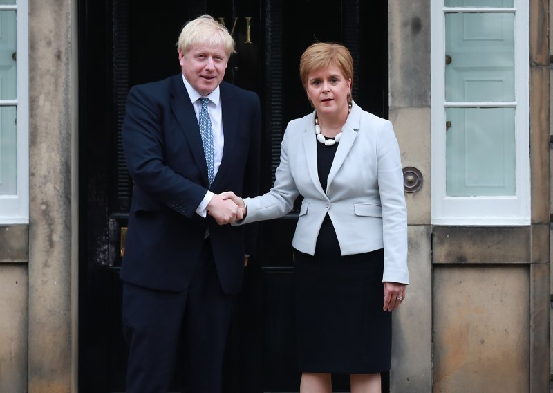 Johnson odbacuje zahtjev škotske premijerke za drugim referendumom o neovisnosti