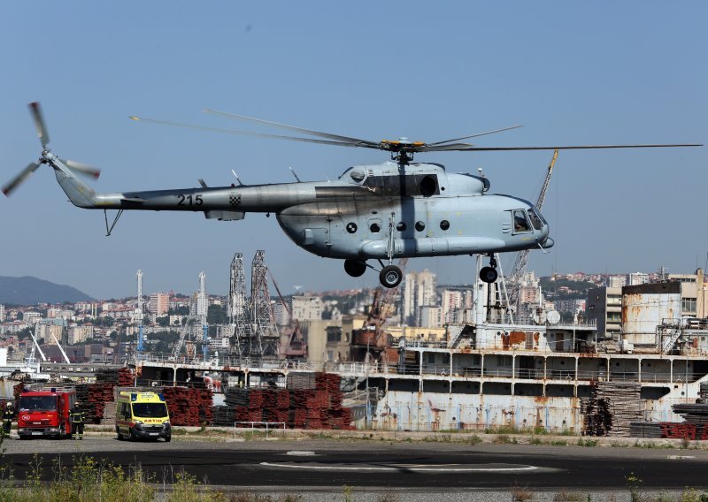 Letačka posada HRZ-a prevezla bebu iz Dubrovnika u Split