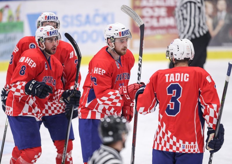 Drugo slavlje hrvatskih hokejaša; sa Srbijom u nedjelju za prvo mjesto