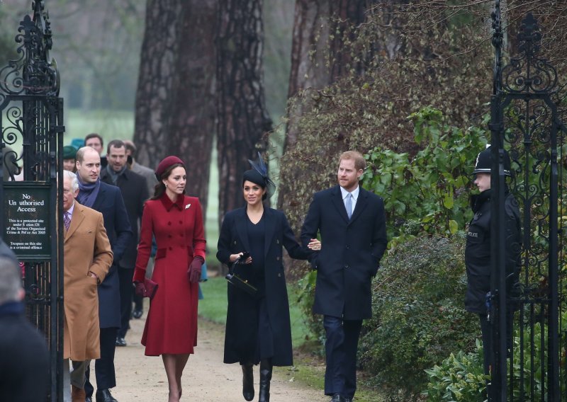 Nakon što je potvrđeno da Meghan Markle i princ Harry neće provesti Božić u Sandringhamu, sada su odbili još dva poziva kraljice Elizabete