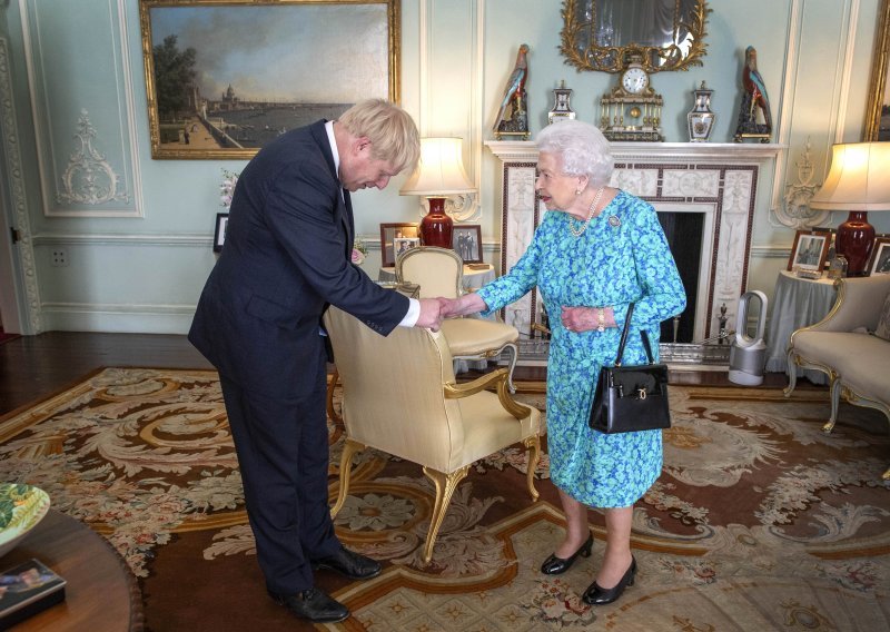 Kraljica izlaže prioritete Johnsonove vlade