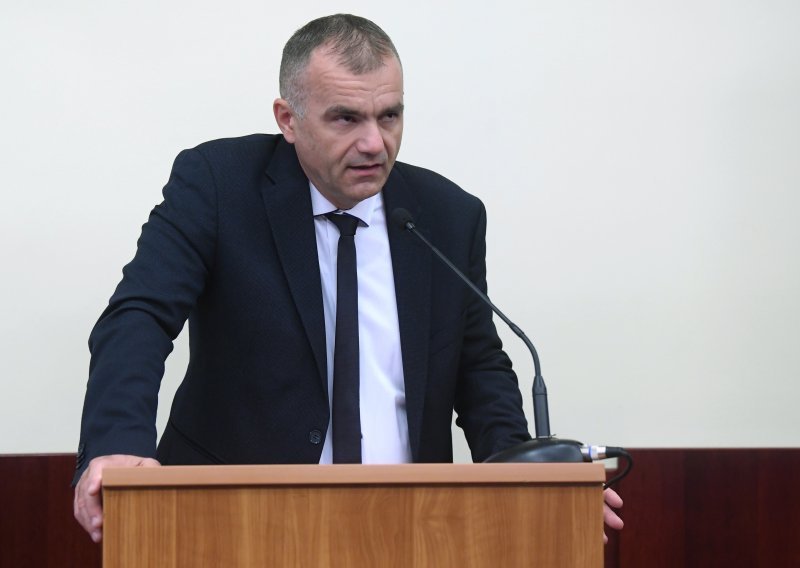 Predsjednik Trgovačkog suda: Kolakušić kampanju temelji na neistinama i lažima