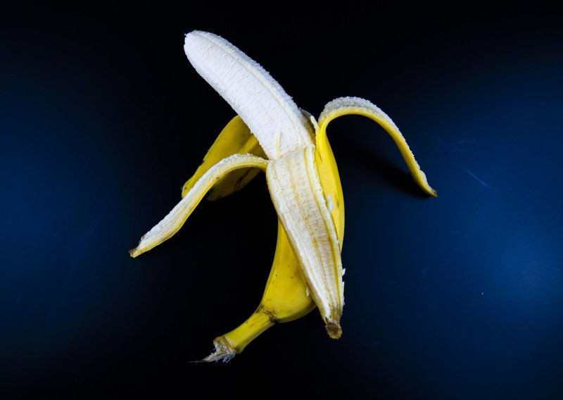 [VIDEO] Postoje dobri razlozi za jesti koru od banane, kao i oni zbog kojih to ne biste trebali raditi