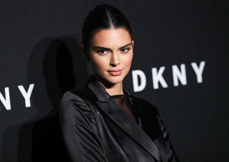 U krevetu s Kendall Jenner: Poznata brineta otkrila što ju najviše privlači kod partnera