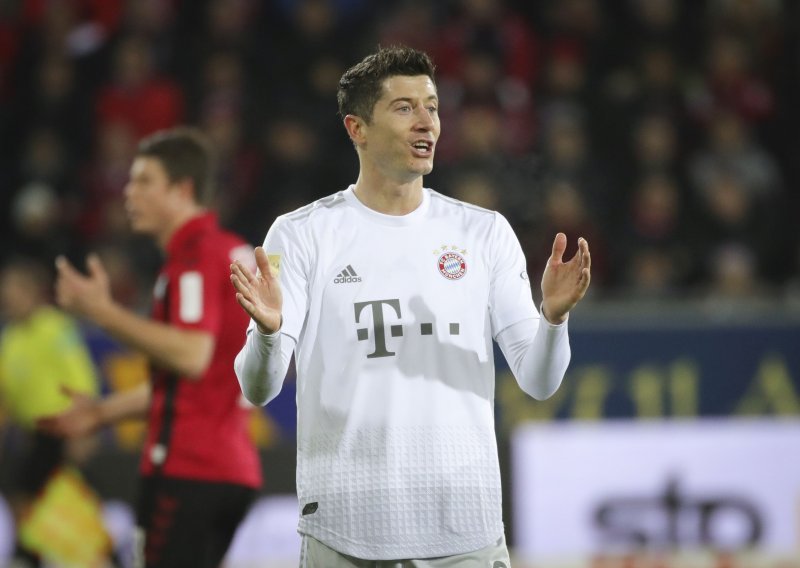 U vijesti da Robert Lewandowski mora na operaciju prepona, ima i jedna utješna stvar