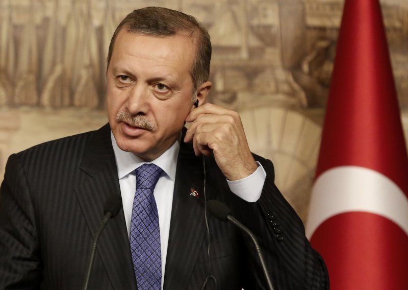 Erdogan: Odgovorili smo na ove napade i nastavit ćemo to činiti, bilo s našom artiljerijom ili minobacačima