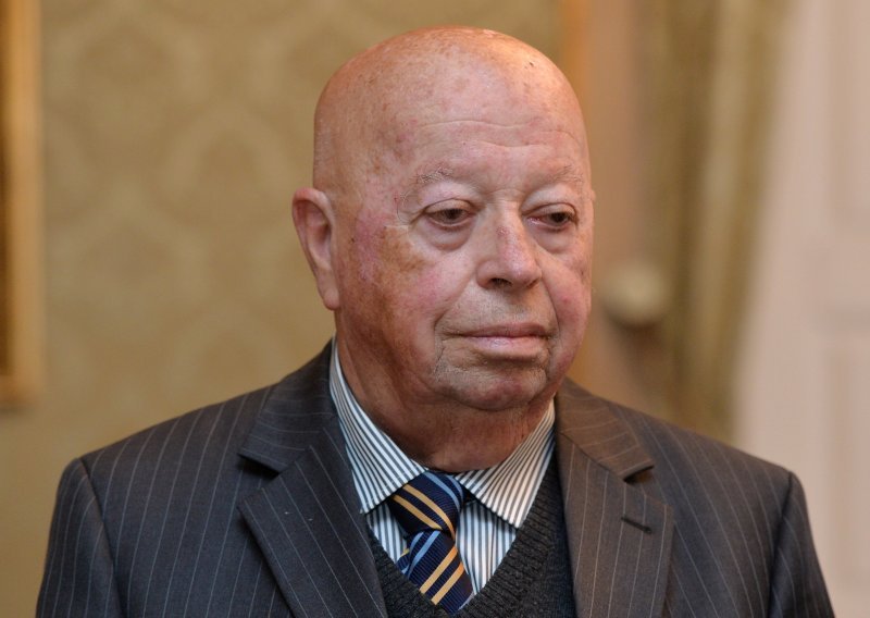Nakon kratke i teške bolesti preminuo Zdravko Tomac