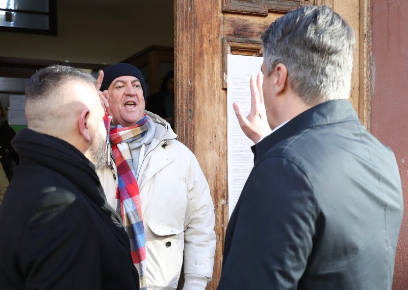 Milanović verbalno napadnut ispred biračkog mjesta, svoj glas dala i Grabar Kitarović