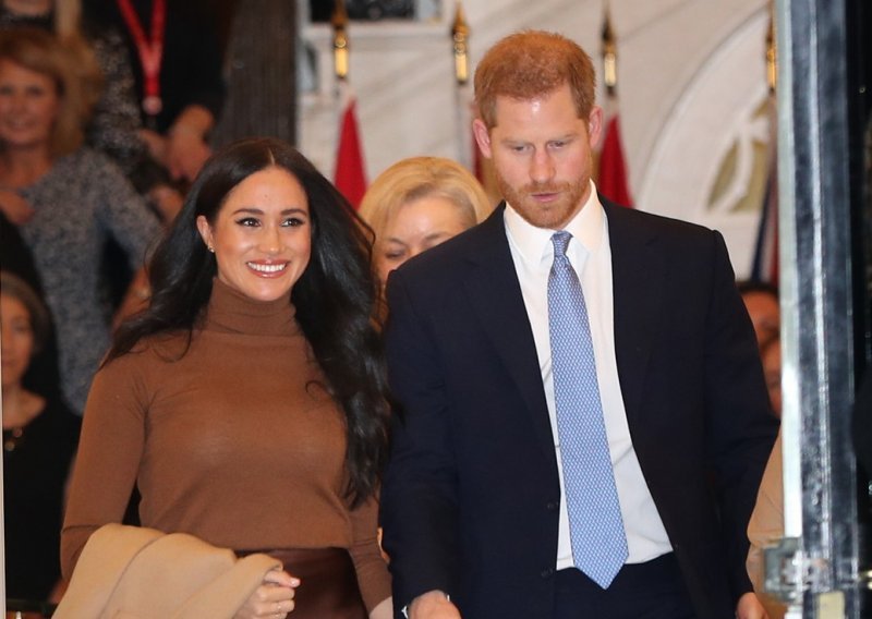 Šokantna odluka Meghan Markle i princa Harryja: Odstupaju sa svih kraljevskih dužnosti, ali i mijenjaju adresu stanovanja