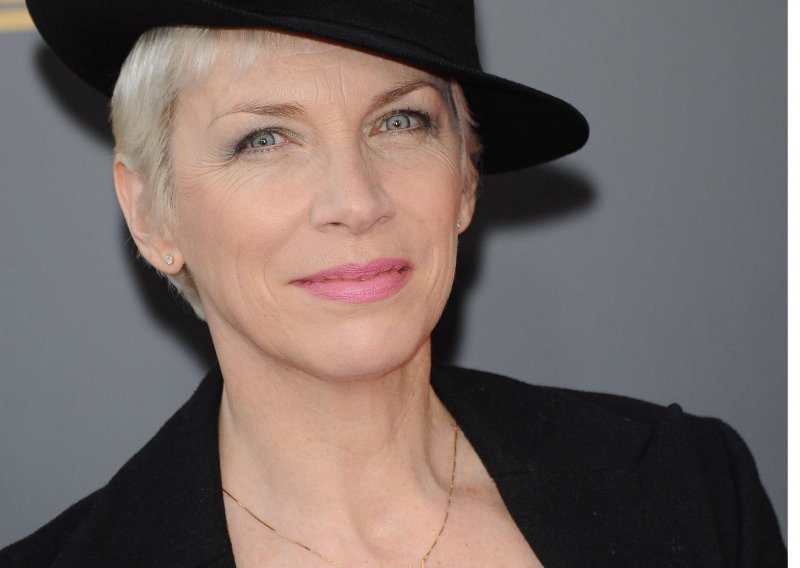 Annie Lennox za cenzuru 'porno' glazbenih spotova