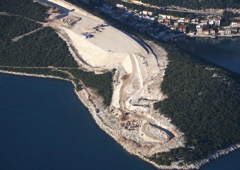 "It's too early to make conclusions on Peljesac study"