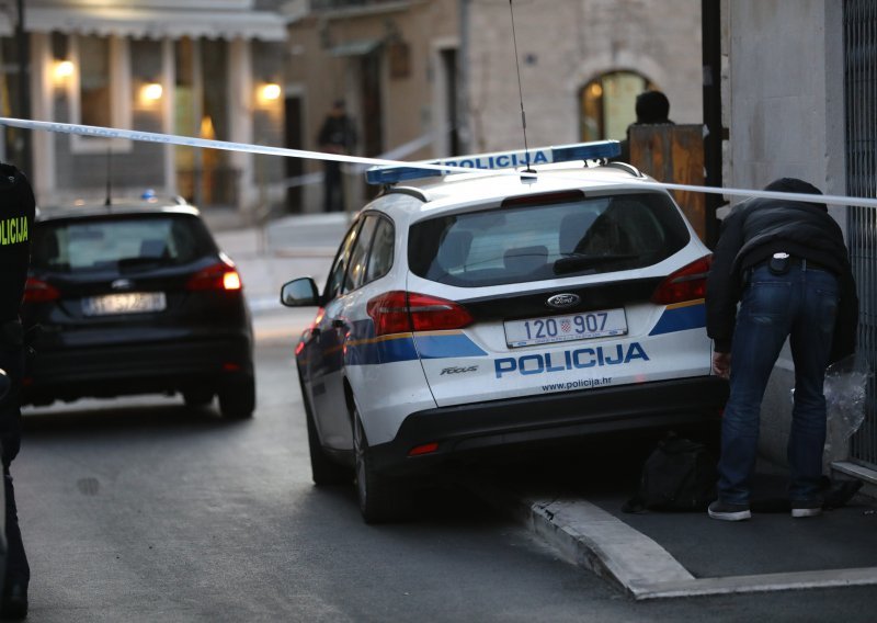 [VIDEO] Slučajno snimljen trenutak pucnjave u Splitu, čulo se nekoliko rafala