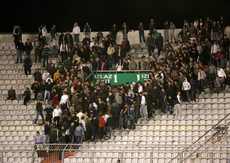 Hajduk prošao Moslavinu, Torcida napustila Poljud