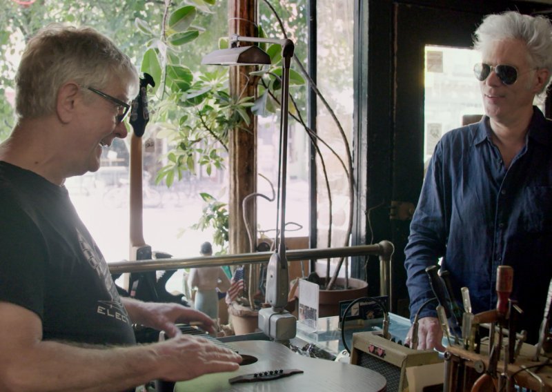 Nagrađivani dokumentarni film o maloj trgovini ručno rađenih gitara u Dokukinu KIC