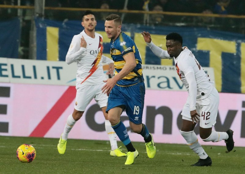 Roma u četvrtfinalu Kupa; za prvi pogodak Rimljana asistirao Nikola Kalinić