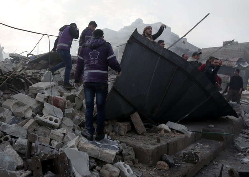 Sirijska vojska zauzela šest gradova u pobunjeničkoj pokrajini Idlib