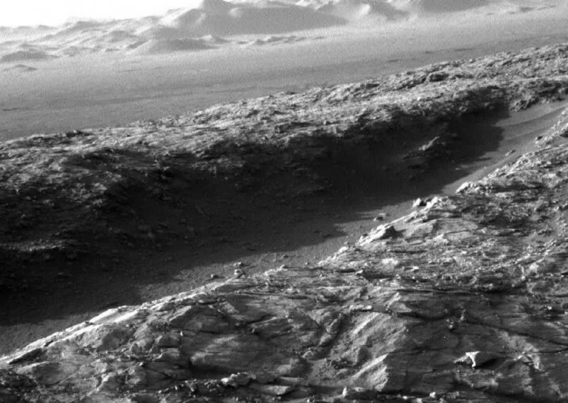 Rover Curiosity pokušava otkriti tajnu 'neobičnog marsovskog kanala'