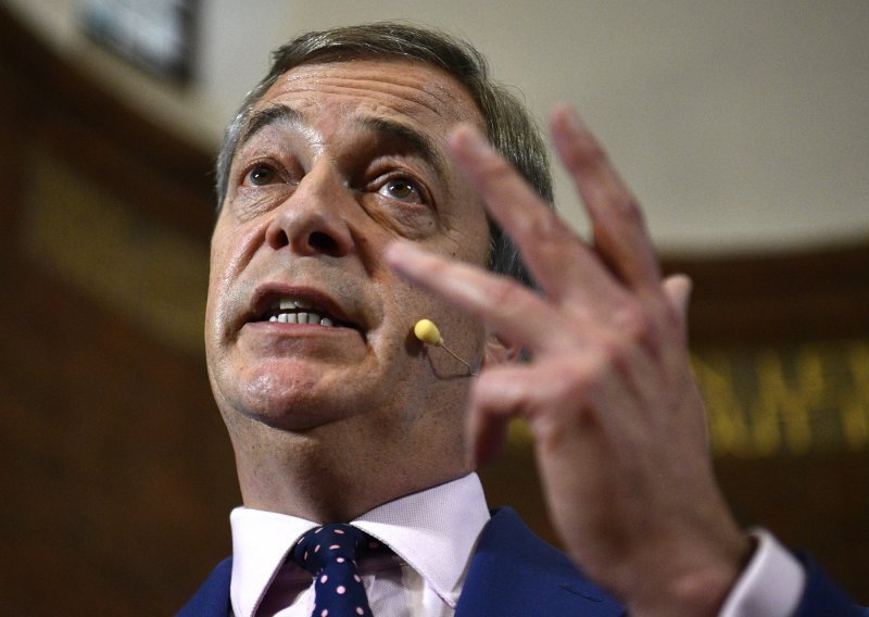 London odobrio Farageovu proslavu Brexita