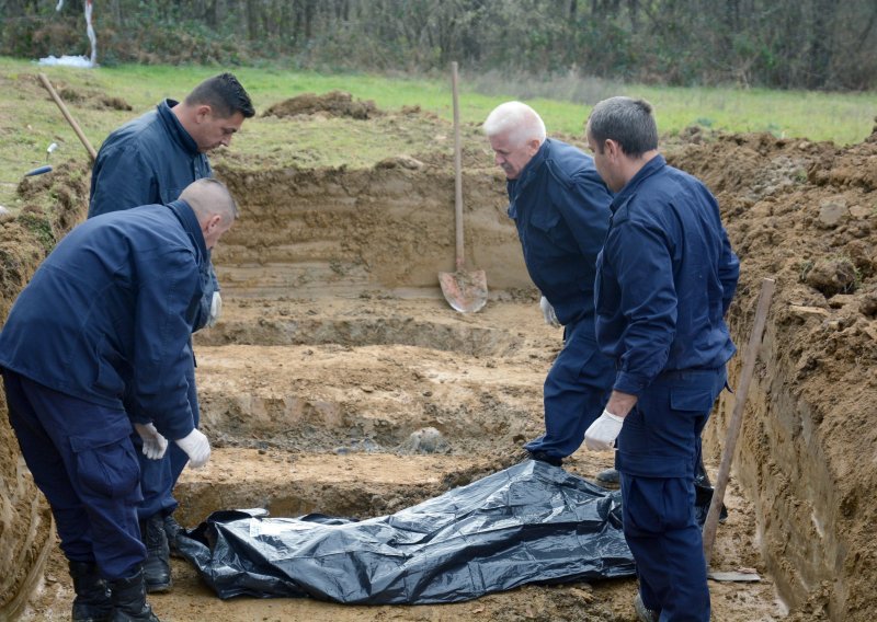 U Marincima nađeni posmrtni ostaci četiri osobe