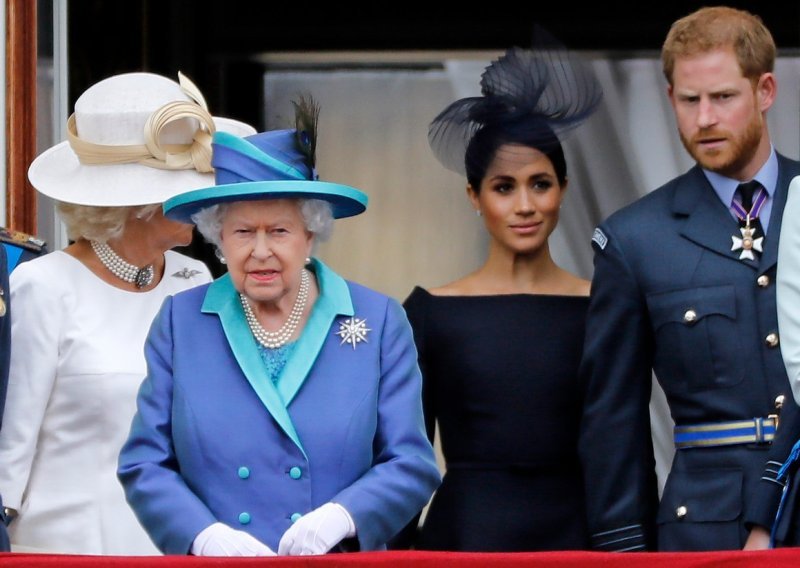 Kraljičina odluka o budućnosti Meghan Markle i princa Harryja otvorila pitanja koja ostaju neodgovorena