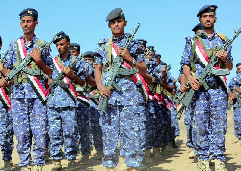 U napadu Huta najmanje 70 mrtvih provladinih vojnika u Jemenu
