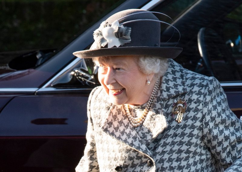 Kraljica potpisala, zakon o brexitu stupio na snagu