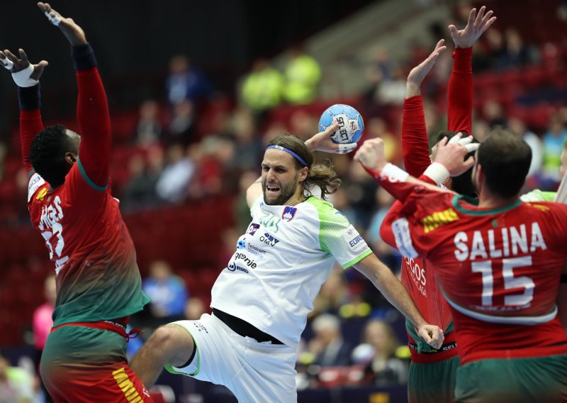 Slovenci srušili snove Portugalaca; 'fantje' pobjedom ostali u igri za polufinale Eura