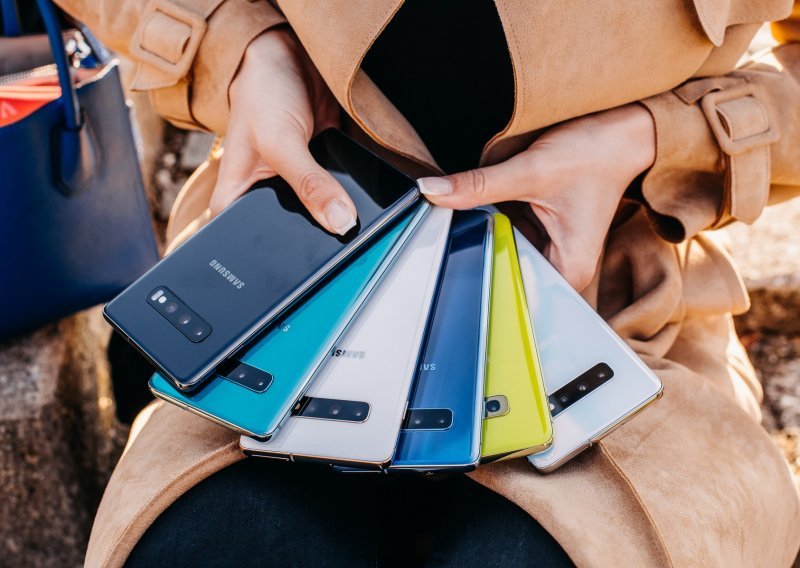 Idući Samsungov preklopni smartfon mogao bi imati ultra tanak zaslon