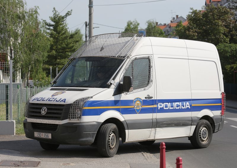 Uz drogu policija na splitskom području zaplijenila sumnjivi novac