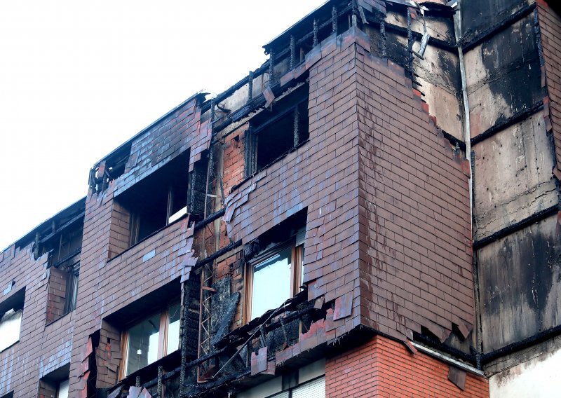 Svijeća je uzrok požara u kojem su oštećena četiri stana u Zagrebu